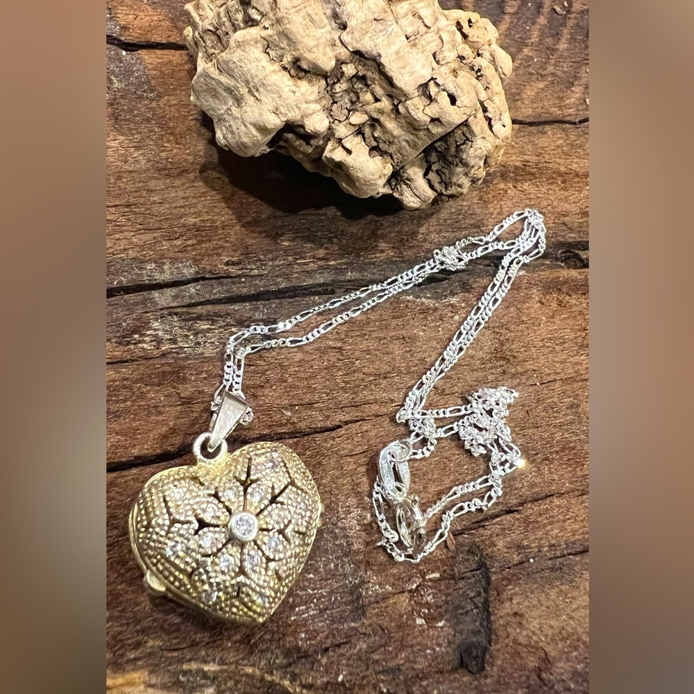 Brooklyn NY FAS Heart Locket Necklace Sterling Silver W/ New Dainty Fígaro Chain